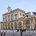 Apartament Vieux-lille Equipped With Parking Lille