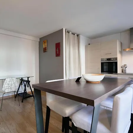 Vieux-lille Equipped With Parking *