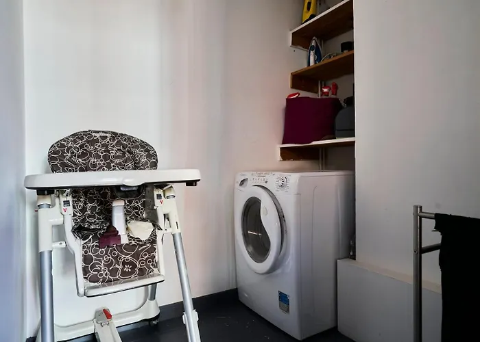 Vieux-lille Equipped With Parking