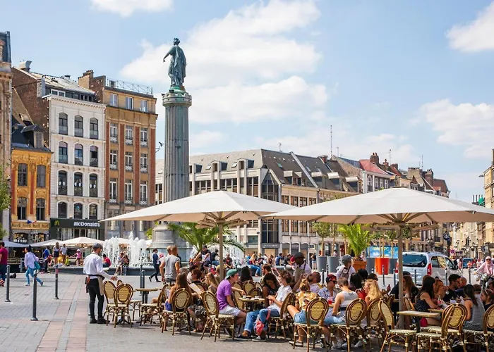 Vieux-lille Equipped With Parking *
